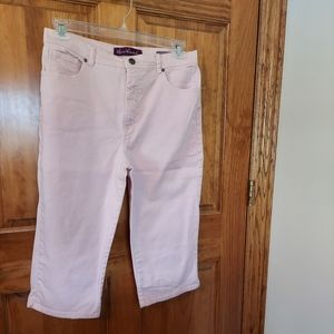 Gloria Vanderbilt Capris